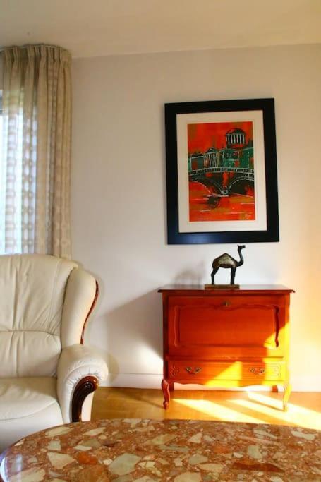Апартаменты Large 2 Bed-Balcony-7 Mins Walk To Historic Centre Сарла-ла-Канеда Экстерьер фото